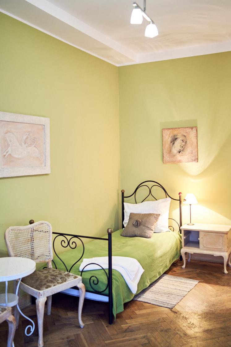 Belle Epoque Bed & Breakfast Poznan Bagian luar foto